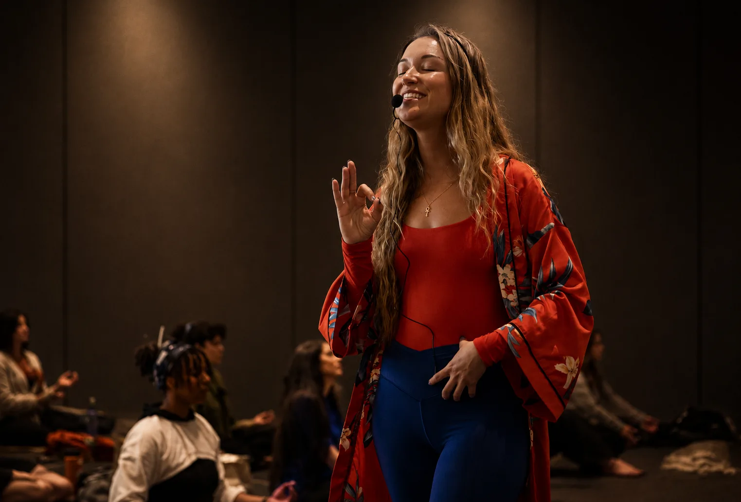 Olivia Dydyna guiding a Soulsation breathwork session